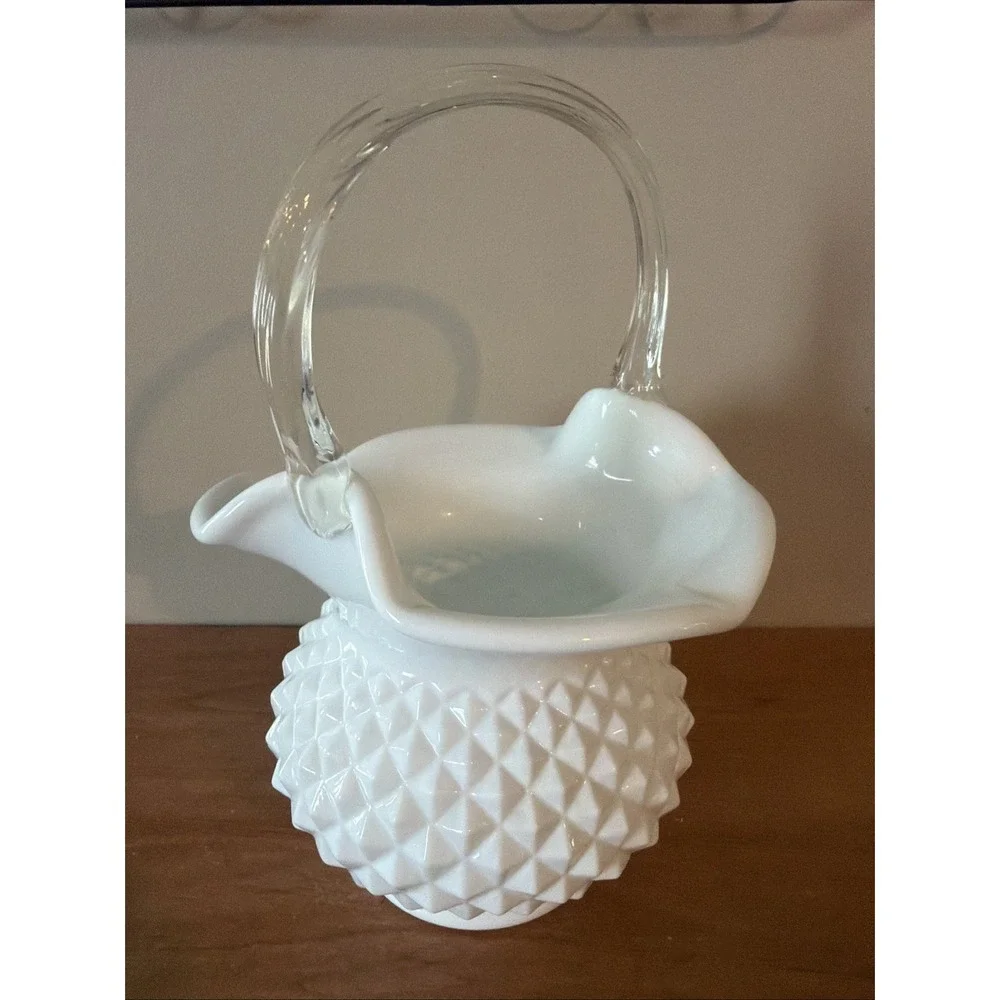 Vintage Westmoreland Diamond Point Milk Glass 10